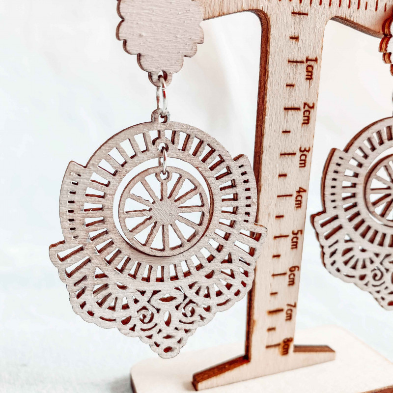 Wooden hanging earrings AVENTIS - MONATY | SENTOP