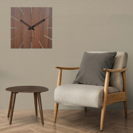 Beautiful clocks that tell time and style. Beautiful clocks that tell time and style.