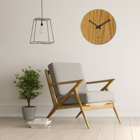 Minimalist wall clock circle