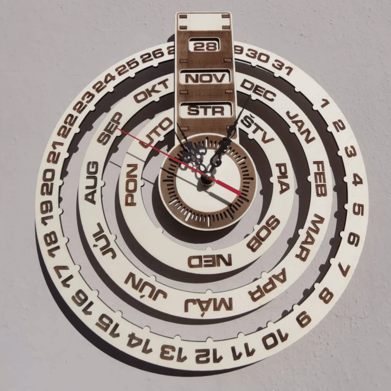 Engraved wall clock, wooden calendar - JOGBELII