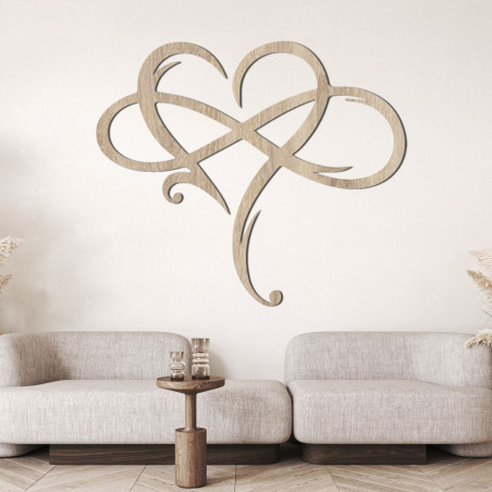 Wooden wall painting with a heart motif
