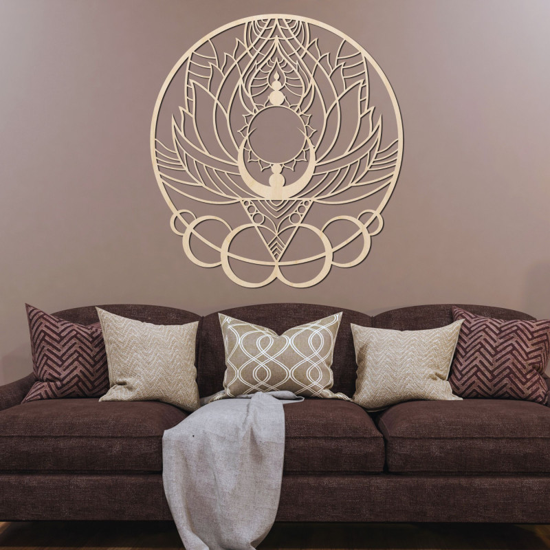 Carved wall – Sun flower as artistic wooden decor