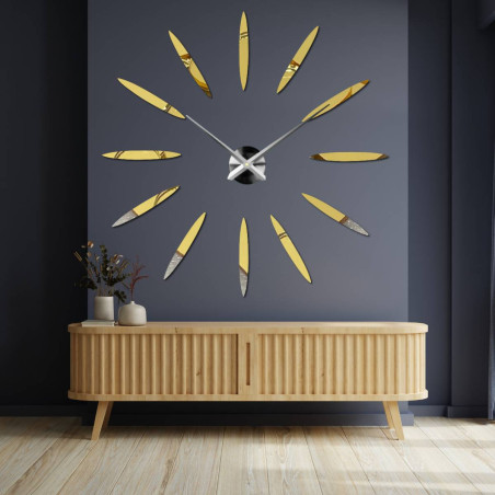 Minimalist sticker clock with a large diameter and mirror effect.