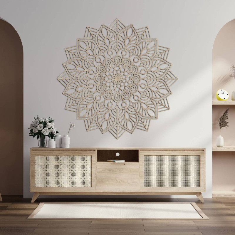 Decoration inspired by natural and geometric shapes in a harmonious composition.