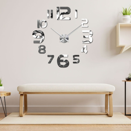 Modern wall clock with bold numbers and a silver center Modern wall clock with bold numbers and a silver center