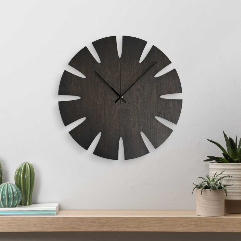 Modern wooden wall clock with a circular shape and minimalist design suitable for the living room.