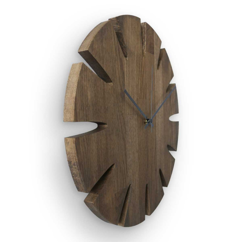 Wooden kitchen clock in a modern style with a simple and easy-to-read dial.