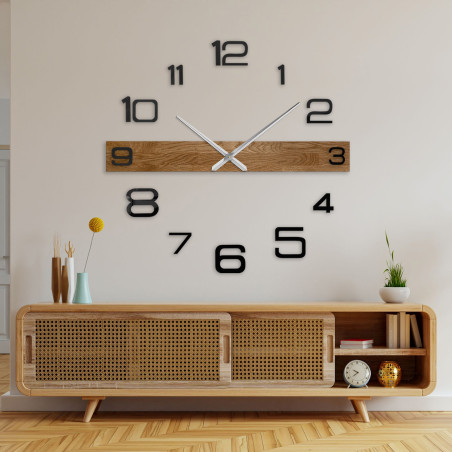 Wall clock with a wooden center and black separate digits, ideal for the kitchen.