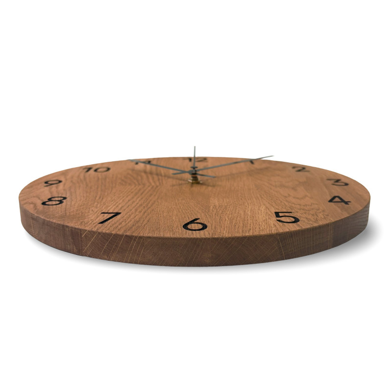 Luxurious wall clock made of oak wood - VAERKA