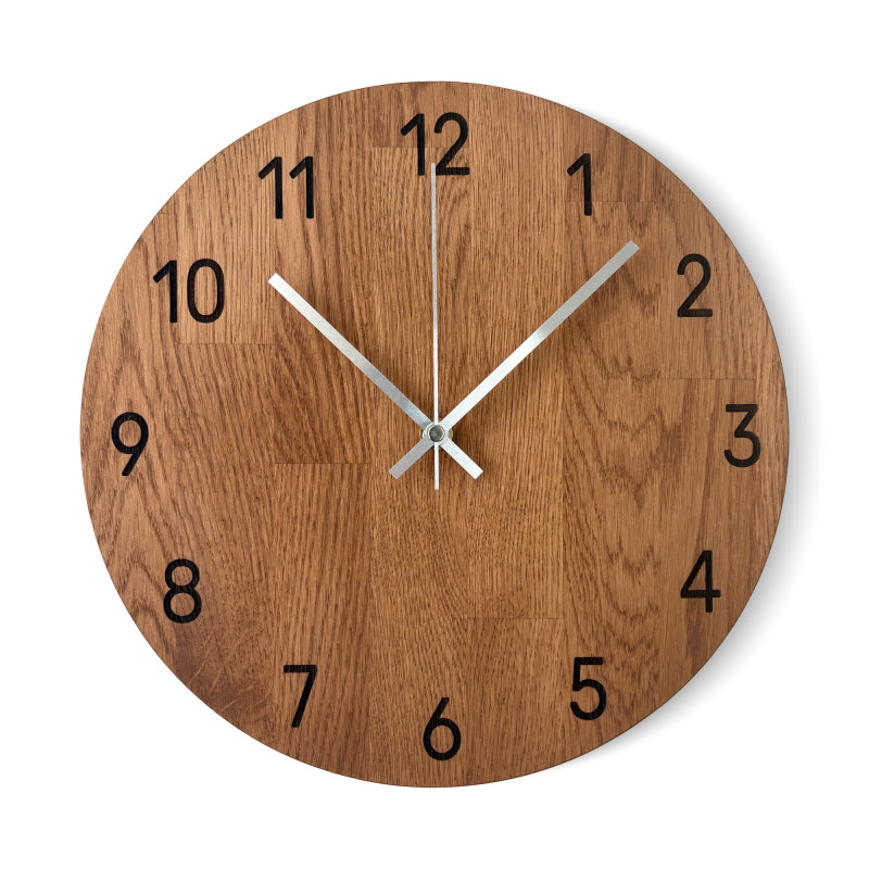 Luxurious wall clock made of oak wood - VAERKA