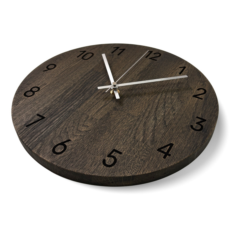 Oak wall clock with luxurious design - MATKON