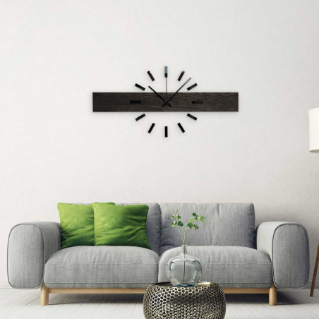 Original wall clock made of solid wood suitable for the kitchen. Original wall clock made of solid wood suitable for the kitchen.