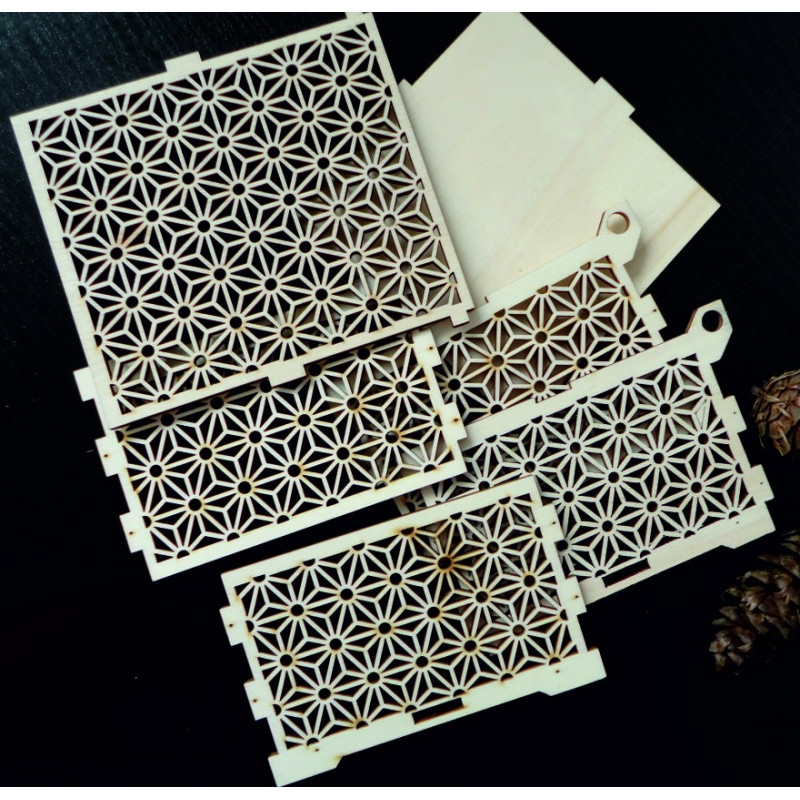 Wood and plastic decorations, Christmas decorations, wooden vintage accessories