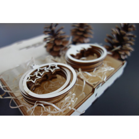 Dimensions of ornaments, Christmas ornaments,wooden accessories, ornaments made of wood and plastic