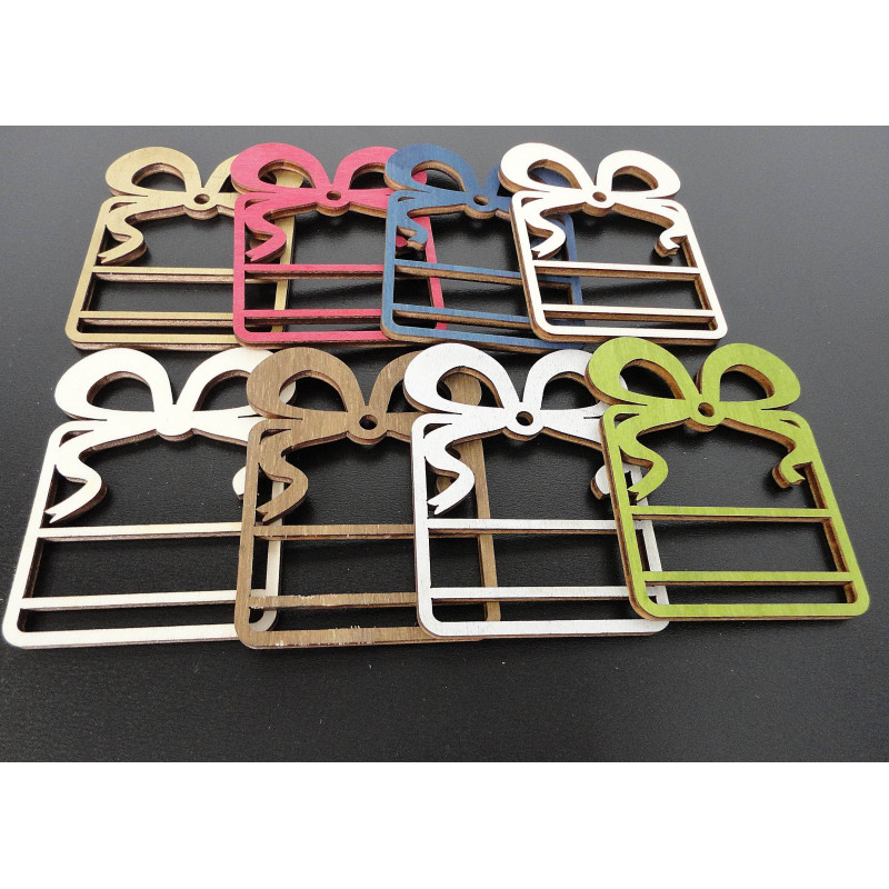 Dimensions of ornaments, Christmas ornaments,wooden accessories, ornaments made of wood and plastic