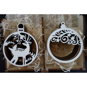 Ornament dimensions, Christmas ornaments, wooden accessories, wood and plastic ornaments