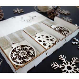 Christmas decorations made of wood, set contains 18 pieces 2