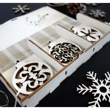 Decoration for Christmas tree, set contains 18 pieces Decoration for Christmas tree, set contains 18 pieces