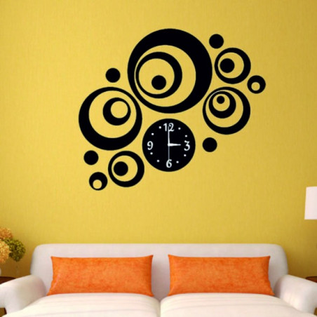 Wall clock to the SWITCH living room